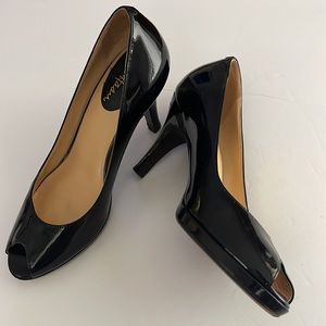 Cole Haan Nike Air Black Patent Leather Peet Toe Heels SZ 6.5